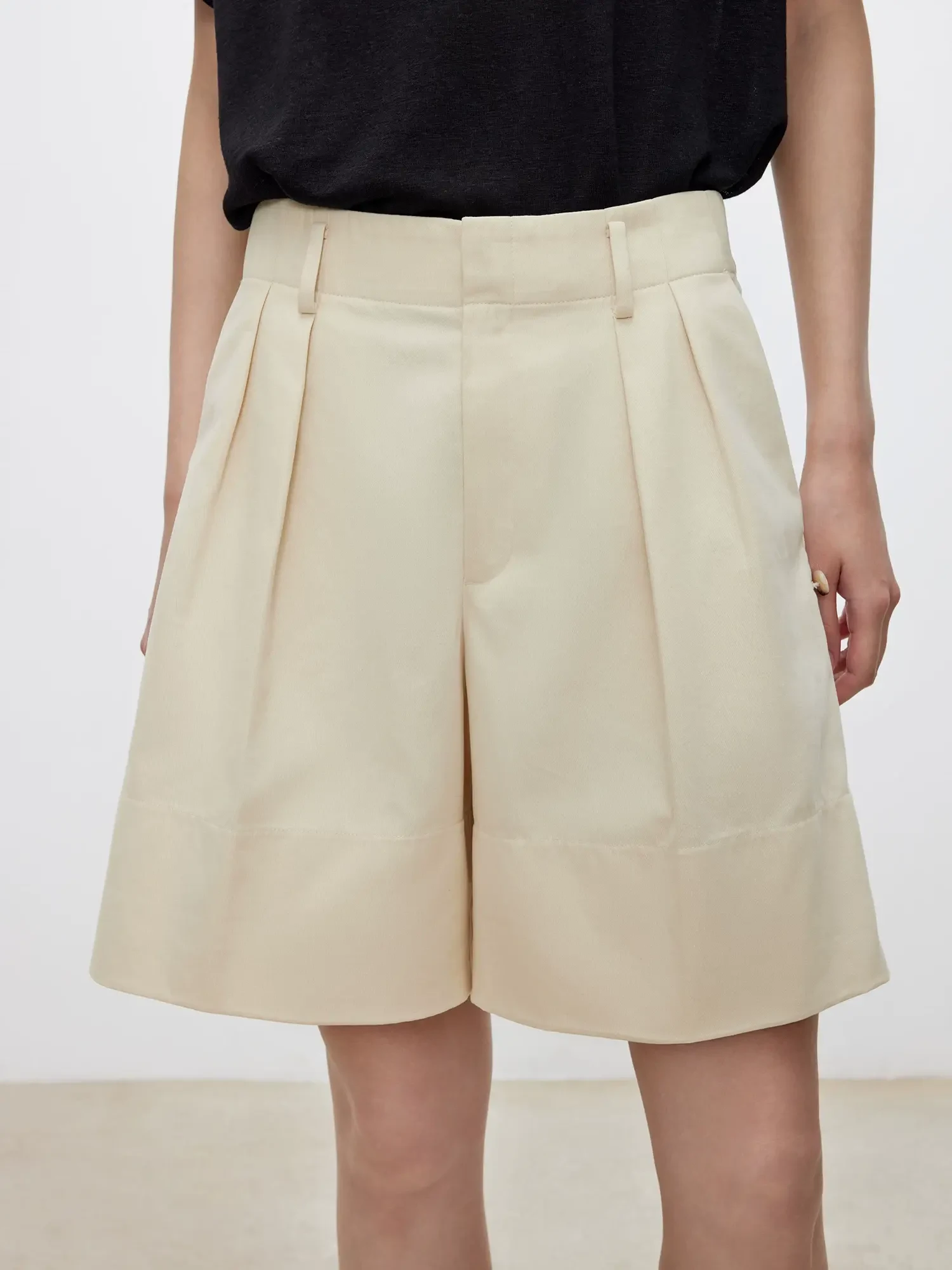 Women’s Two-Way Cuff Micro-A Shorts